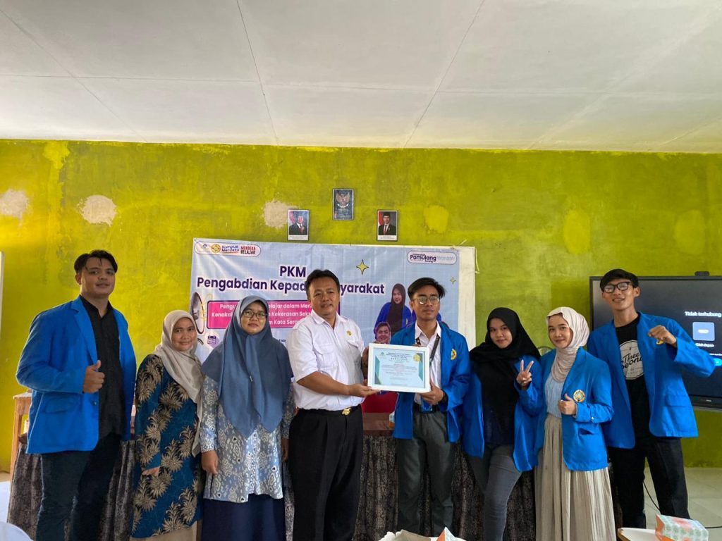 Potret Mahasiswa UNPAM Berikan Edukasi di SMA Nurul Islam, 27/11/2025 (Ist).