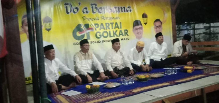 Potret HUT ke-61 Partai Golkar gelar doa bersama di kantor DPD Golkar Indramyu (Ist).