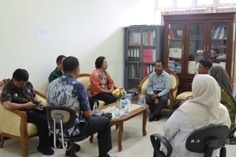 Potret pertemuan LP2M UIN A.M Sangadji dan Kanwil Kemenkum Ambon (Ist).