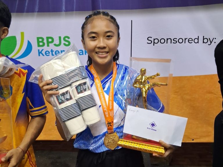Potret Syafa Alika Fislmi raih pesilat terbaik kategori remaja dalam Championship Piala Bupati dan Dandim 2026 (Ist).