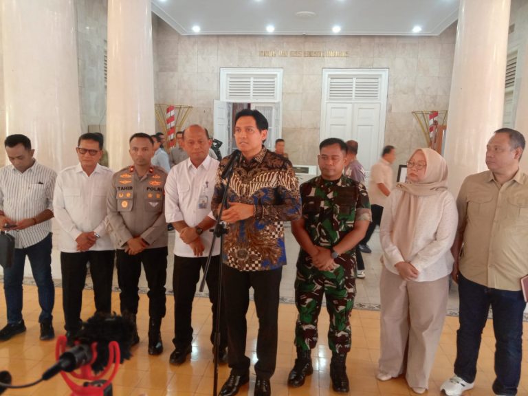 Lucky Hakim saat berikan klarifikasi program PSN Tambak. (ist)