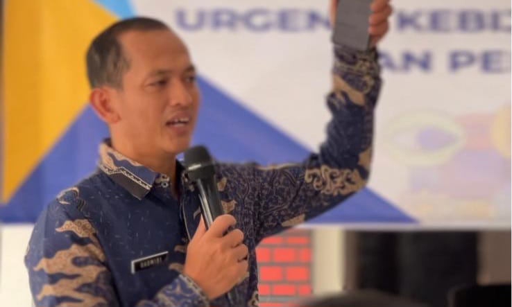 Potret Sekretaris DPMD Indramayu, Kadmidi, SS, SH, MSi. (ist)