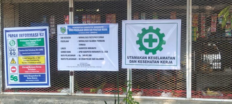 Potret Papan informasi CV Putri Elvira. (ist)