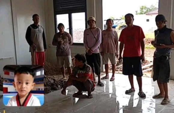 Potret Tujuh pekerja Indramayu yang terlantar di Papua. (ist)