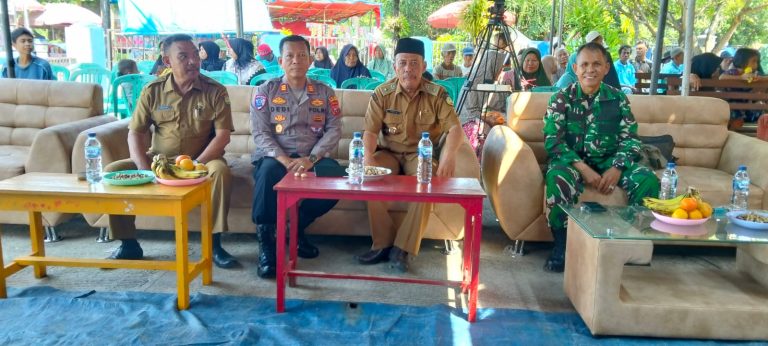 Potret Forkopimcam Balongan Hadiri Mapag Sri di Desa Sukareja. (ist)