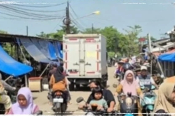 Potret persiapan rekontruksi ruas jalan Terisi - Tugu kecamatan Terisi. (ist)